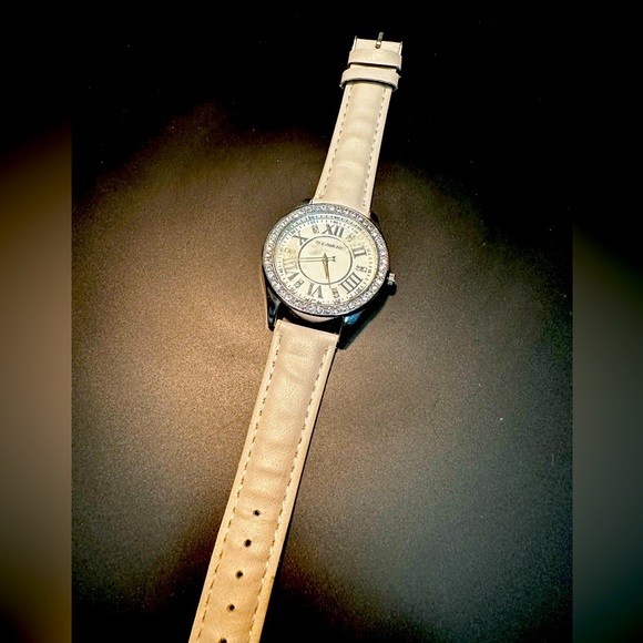 Rocawear Watch - Picture 1 of 5